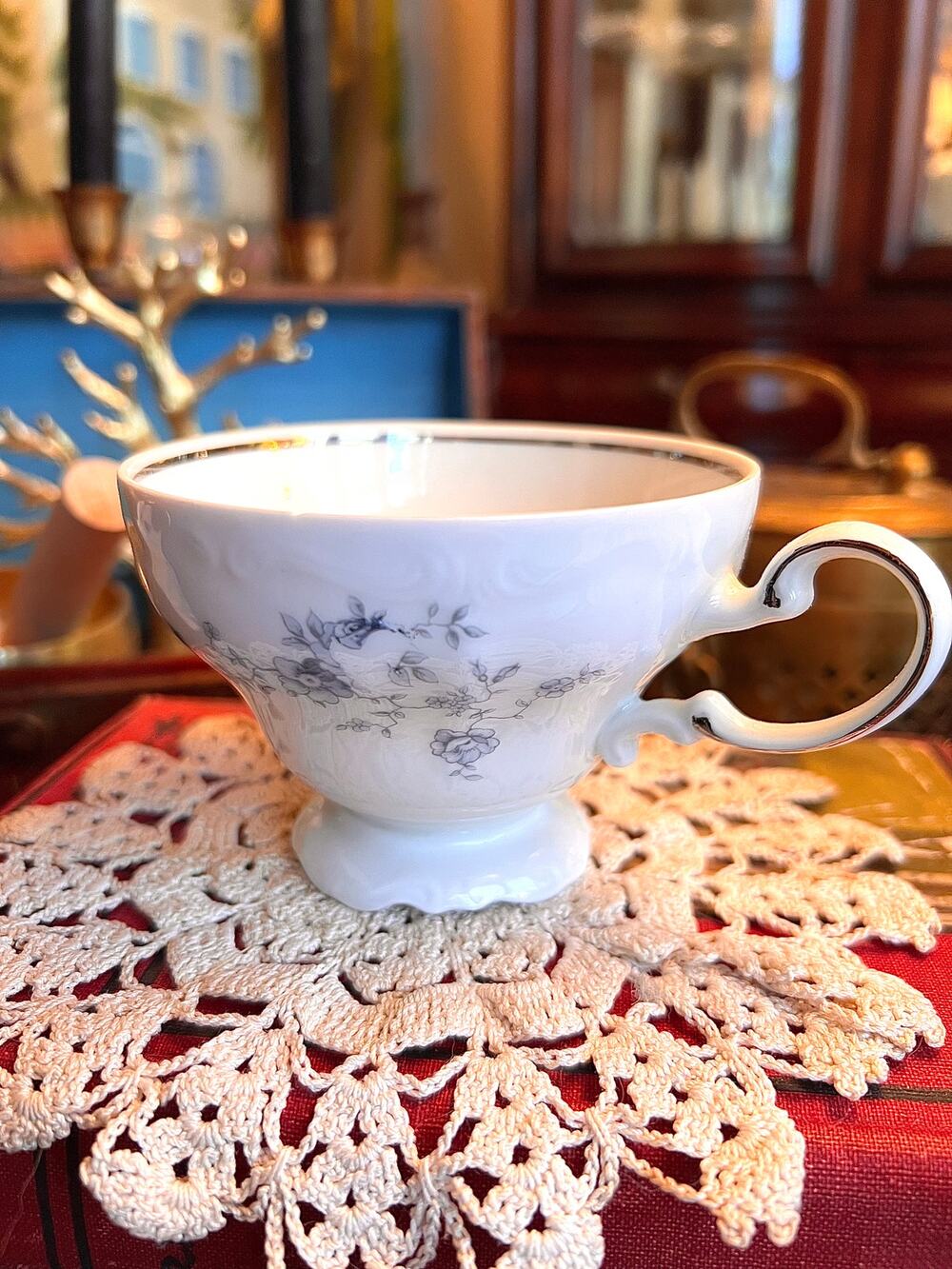 Johann Haviland - Bavaria Germany, Blue Garland Tea Cup